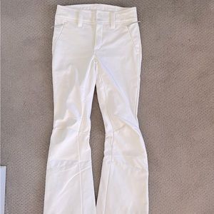 Columbia Women’s White Ski or Snow Pants. Size 6